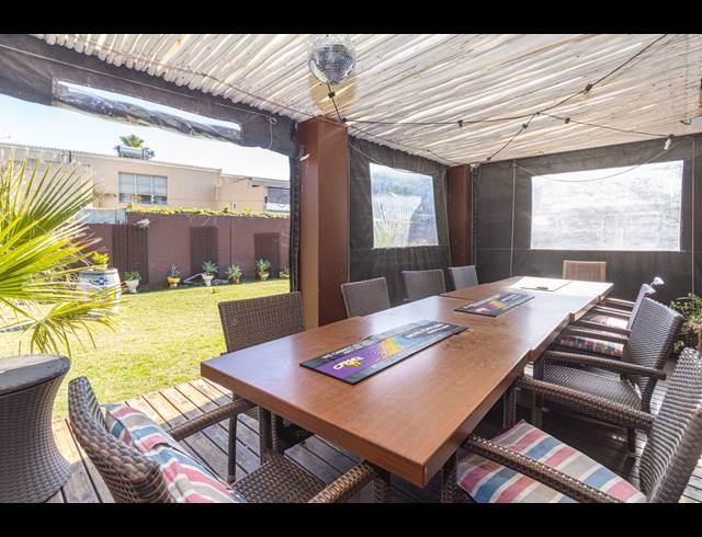 9 BEDROOM FREESTANDING FOR SALE IN MILNERTON CENTRAL